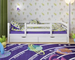 Детская кровать из массива березы Соня-5 (Белый/Лак) в Лысьве - lysva.ok-mebel.com | фото