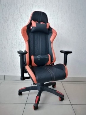 Кресло геймерское Barneo K-52 (черная экокожа оранжевые вставки) в Лысьве - lysva.ok-mebel.com | фото
